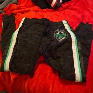 Pink sweat’s Charcoal color, Excellent Condition, Skinny